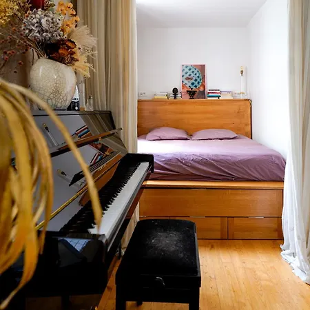 Chic With Private Terrace Appartamento Parigi